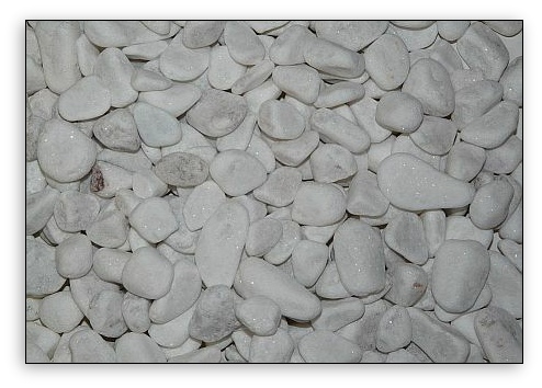 Medium white pebbles